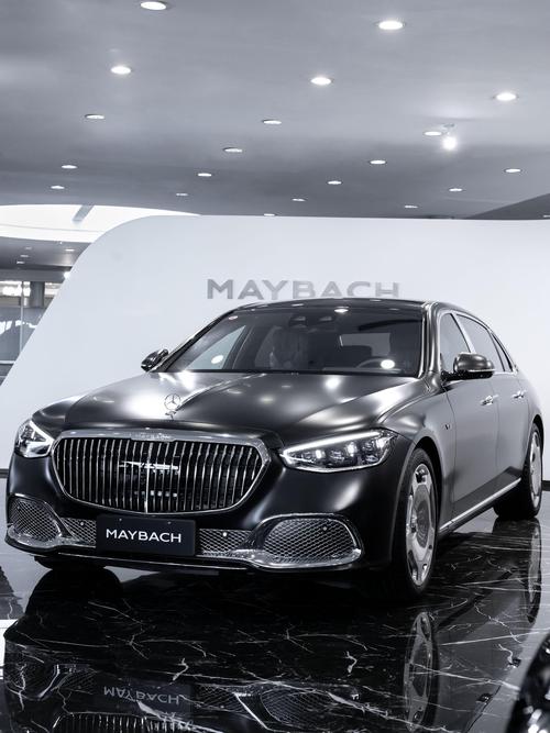 深圳16岚图汽车的售后服务让用户无忧出行，迈巴赫未来的豪华车趋势