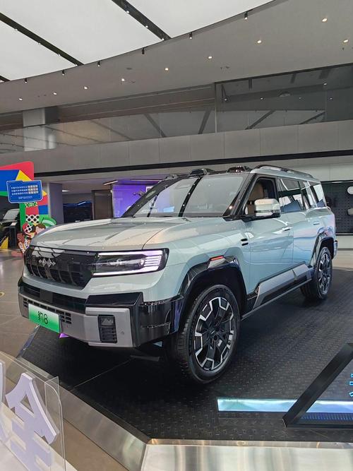 深圳16比亚迪方程豹硬派越野的爆款，英菲尼迪35周年与你共成长